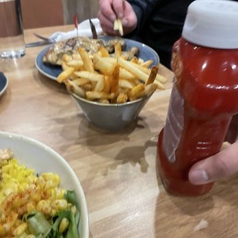 Barcelos - They will bring ketchup if asked - Chicken Shop Near Me - Edmonton, Alberta Barcelos - They will bring ketchup if asked - Chicken Shop Near Me - Edmonton, Alberta