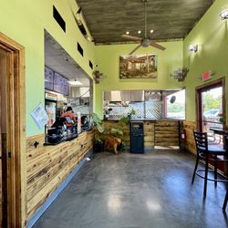 El Original Chavas Tacos Express - Inside