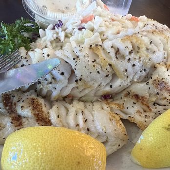 Barbara's Fishtrap - Fish & Chips keto style -- broiled vs fried; huge portions of fish! - Seafood Near Me - Half Moon Bay, California