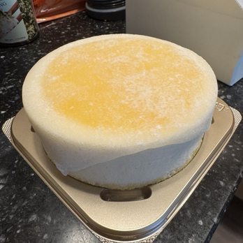 LeTAO - Whole yuki akari cake - Themed Cafes Near Me - Bellevue, Washington LeTAO - Whole yuki akari cake - Themed Cafes Near Me - Bellevue, Washington