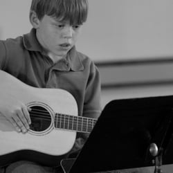 The Mozart Academy of Music - Guitar lessons at home!