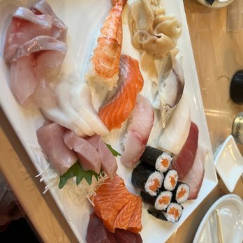 Muramoto Hilldale - Sushi Bars Near Me - Madison, Wisconsin Muramoto Hilldale - Sushi Bars Near Me - Madison, Wisconsin