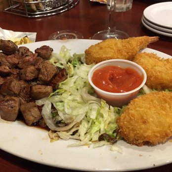 Burns' Grill & Doon Steakhouse -  plate of food - Steakhouses Near Me - Doon, Iowa