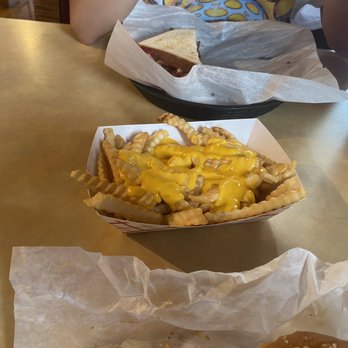 Redamak's - Burgers Near Me - New Buffalo, Michigan