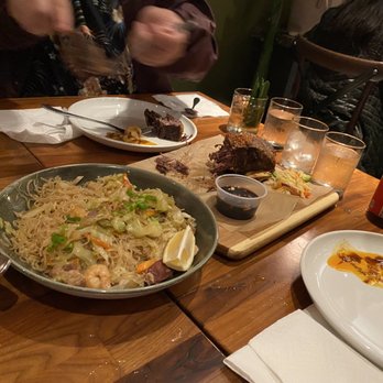 Avenida Restaurant - Pancit Bihon, Crispy tadyang (beef ribs) - Filipino Near Me - San Mateo, California