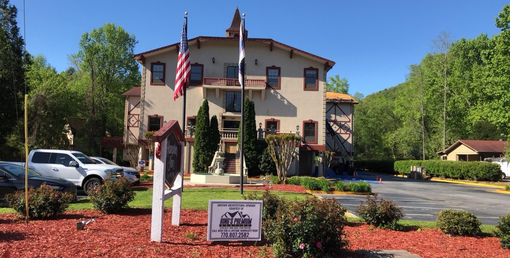 Slide of King's Premium Roofing