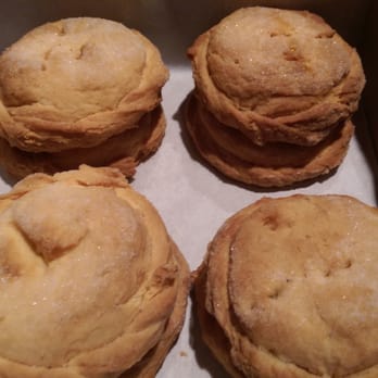 Pacitas Salvadorean Bakery - Guava cookies + Mango cookies - Bakeries Near Me - San Francisco, California Pacitas Salvadorean Bakery - Guava cookies + Mango cookies - Bakeries Near Me - San Francisco, California