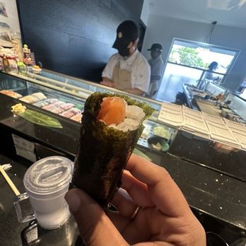 EDOBOY Standing Sushi Bar - Sushi Bars Near Me - Orlando, Florida