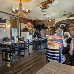 Carol & Dave's Roadhouse