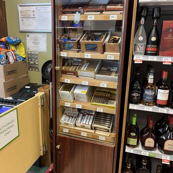 Publix - Hollywood - Beer, Wine & Spirits Near Me - Hollywood, Florida Publix - Hollywood - Beer, Wine & Spirits Near Me - Hollywood, Florida