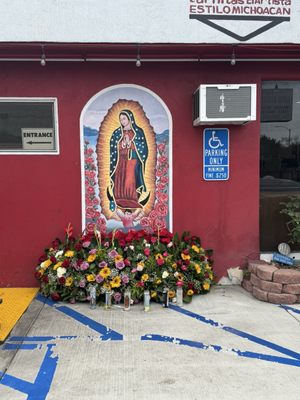 Carnitas El Artista by null