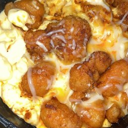 Mac & cheese bowl with spicy chicken Mac & cheese bowl with spicy chicken