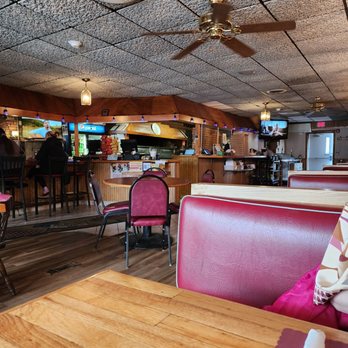 Bakers Corner Pizza - Pizza Near Me - Seekonk, Massachusetts Bakers Corner Pizza - Pizza Near Me - Seekonk, Massachusetts