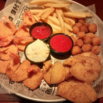 Red Lobster - Admirals platter with substitute of more shrimp instead of clam strips - Seafood Near Me - Reno, Nevada Red Lobster - Admirals platter with substitute of more shrimp instead of clam strips - Seafood Near Me - Reno, Nevada