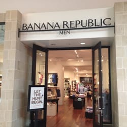 Banana Republic - Men's Entrance