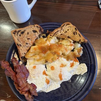 JT's Diner - 2 Eggs and Bacon - Diners Near Me - Willoughby, Ohio JT's Diner - 2 Eggs and Bacon - Diners Near Me - Willoughby, Ohio