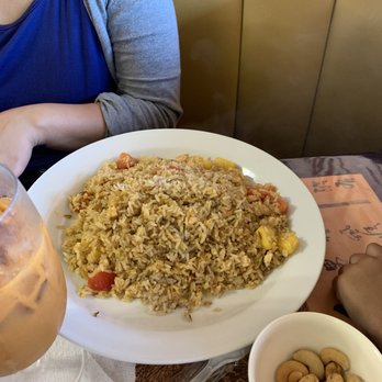 Thai Lotus - Pineapple fried rice chicken - Thai Near Me - Gulfport, Mississippi Thai Lotus - Pineapple fried rice chicken - Thai Near Me - Gulfport, Mississippi