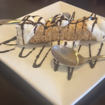 Napoli's - Cannoli - Italian Near Me - Glasgow, Kentucky