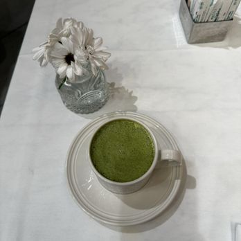 Little Daisy - Matcha latte - Bars Near Me - Dallas, Texas