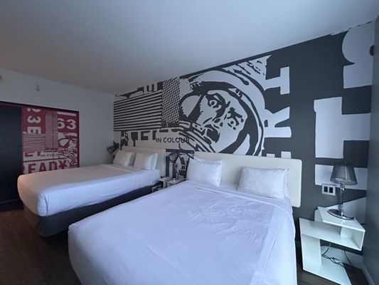 Radisson RED Minneapolis Downtown by null