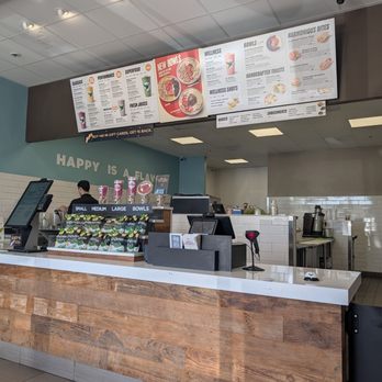 Robeks Fresh Juices & Smoothies - Front counter, Robeks Fresh Juices and Smoothies - Juice Bars & Smoothies Near Me - Poway, California Robeks Fresh Juices & Smoothies - Front counter, Robeks Fresh Juices and Smoothies - Juice Bars & Smoothies Near Me - Poway, California