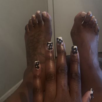 Buckhead Nail Studio - Ombré refill with designs and a pedicure. - Nail Salons Near Me - Atlanta, Georgia Buckhead Nail Studio - Ombré refill with designs and a pedicure. - Nail Salons Near Me - Atlanta, Georgia