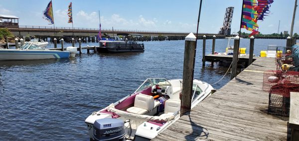 Middendorf's Manchac by null