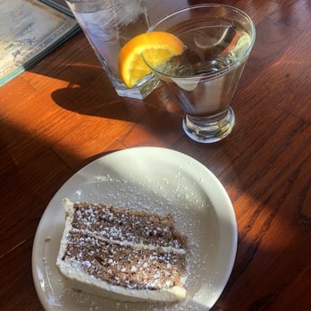 14 Carrot Cafe - Carrot cake and champagne for breakfast - Breakfast & Brunch Near Me - Seattle, Washington 14 Carrot Cafe - Carrot cake and champagne for breakfast - Breakfast & Brunch Near Me - Seattle, Washington