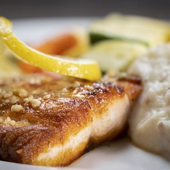 Hennessey's Tavern - Pan Seared Salmon - Pubs Near Me - Dana Point, California