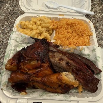 La Flor Mercado - Tri-tip and chicken plate - Grocery Near Me - Bakersfield, California La Flor Mercado - Tri-tip and chicken plate - Grocery Near Me - Bakersfield, California