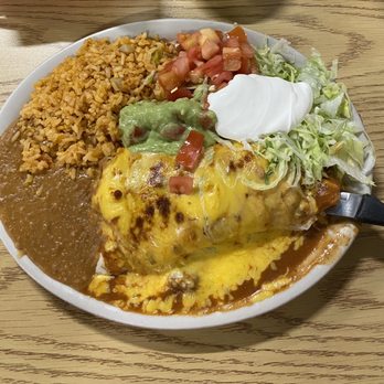 Agave Mexican Restaurant - a plate of food - Mexican Near Me - Monahans, Texas
