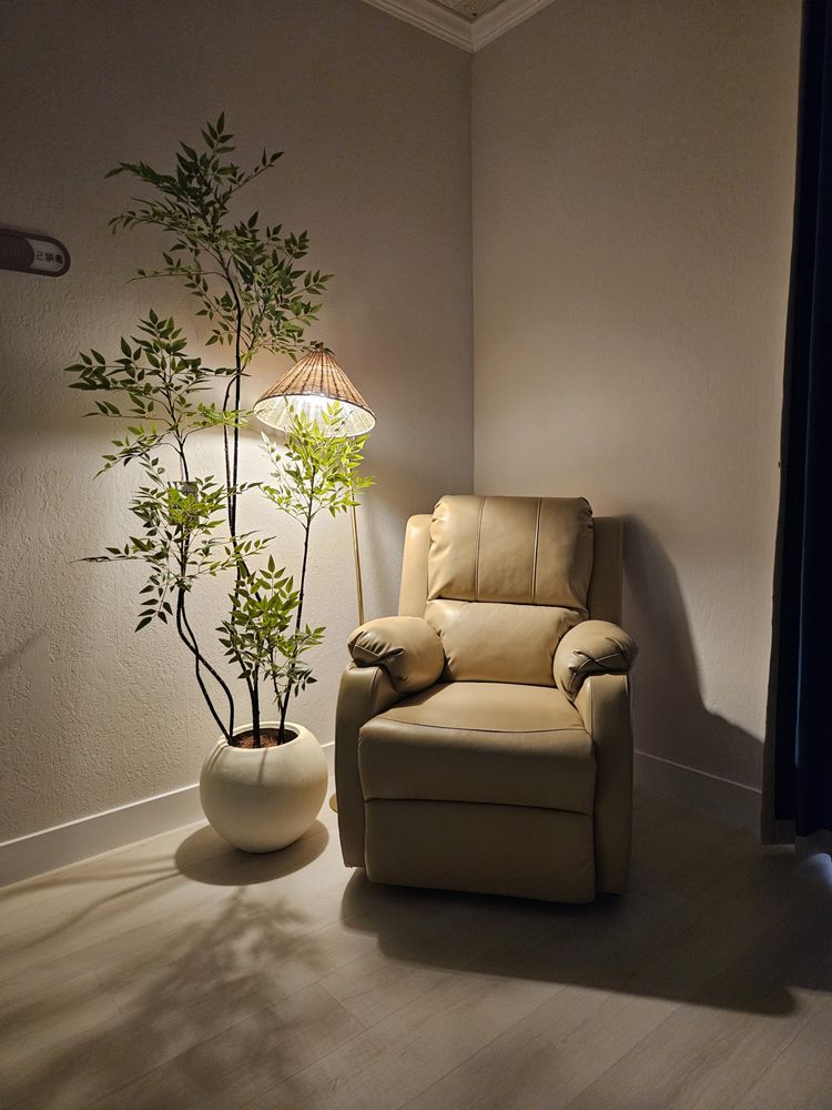 Velluto Beauty Lab Logo