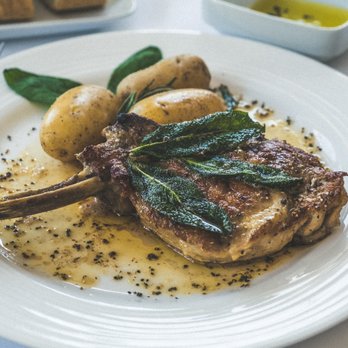 Casa Bianca - Unser Kalbskotlett an Salbeijus solltest du probiert haben! - Italian Near Me - Sylt, SH