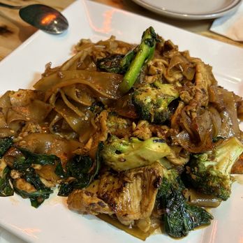 Thai Taste - P02. Pad See Ew - Thai Near Me - Las Vegas, Nevada Thai Taste - P02. Pad See Ew - Thai Near Me - Las Vegas, Nevada
