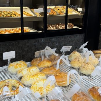 Breadville Bakery - Bakeries Near Me - Suwanee, Georgia