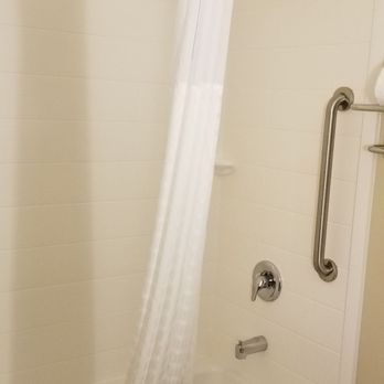Comfort Inn - Clean Bathtub - Hotels Near Me - Hurricane, Utah Comfort Inn - Clean Bathtub - Hotels Near Me - Hurricane, Utah