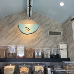Blue Bowl Superfoods - Inside