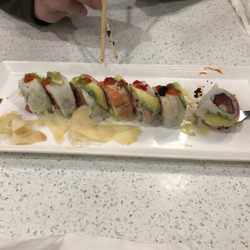 Hoshi Japanese Cuisine - Rainbow Roll