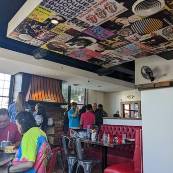 HangOverEasy - Breakfast & Brunch Near Me - Cincinnati, Ohio