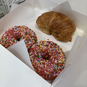 Donut King Hawaii - Donuts Near Me - Kailua, Hawaii Donut King Hawaii - Donuts Near Me - Kailua, Hawaii