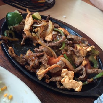 Mezcal Mexican Bar and Grill - Combo fajitas - Mexican Near Me - Dewitt, Iowa Mezcal Mexican Bar and Grill - Combo fajitas - Mexican Near Me - Dewitt, Iowa
