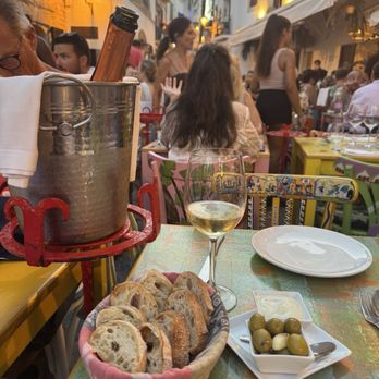 El Olivo Mio - Mediterranean Near Me - Ibiza, PM