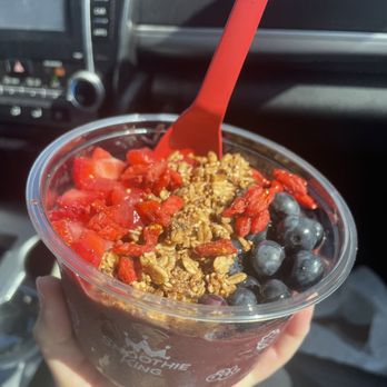 Smoothie King - Go-Go-Goji Crunch Acai bowl - Juice Bars & Smoothies Near Me - Katy, Texas Smoothie King - Go-Go-Goji Crunch Acai bowl - Juice Bars & Smoothies Near Me - Katy, Texas