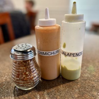 Lulu's Hot Oven - Sauces and Red Pepper Flakes - Pizza Near Me - South Jordan, Utah