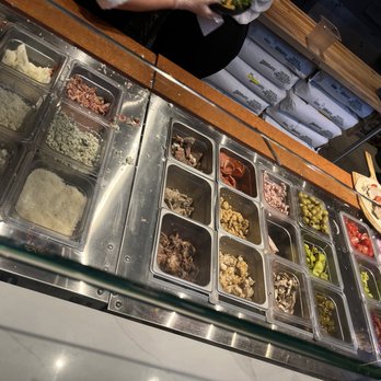 Mangoni - More pizza toppings - Pizza Near Me - Winter Garden, Florida