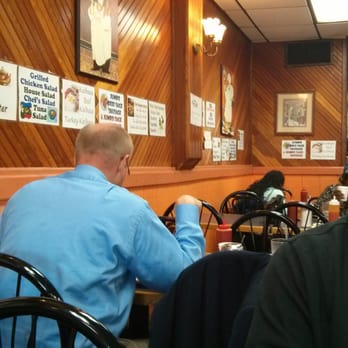 Hamilton Restaurant - Interior - Diners Near Me - Philadelphia, Pennsylvania