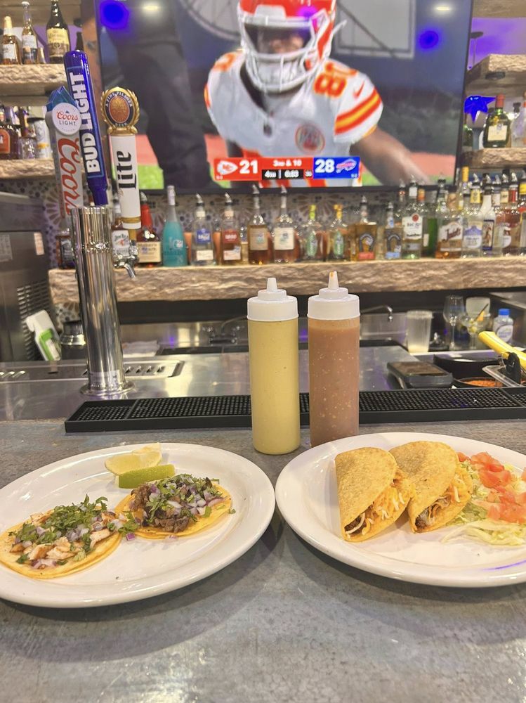 Mexicano Grille & Bar