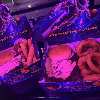 Burger 3000 - Jalapeo Oklahoma Mozzarella Sticks & Onion Rings Combo - Burgers Near Me - Los Angeles, California Burger 3000 - Jalapeo Oklahoma Mozzarella Sticks & Onion Rings Combo - Burgers Near Me - Los Angeles, California
