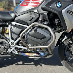 J's Speed Shop - Akrapovic engine crash bars installed