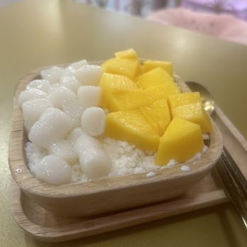 Sweet Talk - Mango Mini Mochi Snow Ice - Desserts Near Me - Las Vegas, Nevada Sweet Talk - Mango Mini Mochi Snow Ice - Desserts Near Me - Las Vegas, Nevada